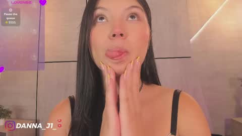 Snapshot of dannajhonson1 chatting on 05-30-26, 07:33 Danna online show from 05-30-26, 07:33