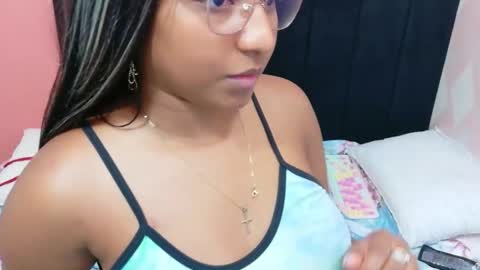 Danna  online show from 02-21-26, 04:08