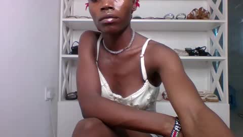 Snapshot of dannamikayla chatting on 12-04-25, 04:11 dannamikayla online show from 12-04-25, 04:11