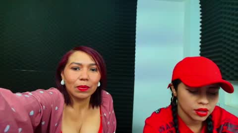 dannamomcerrat online show from 01-20-25, 03:04