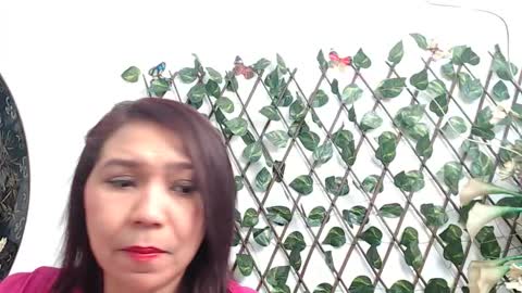 dannamomcerrat online show from 10-16-25, 12:55