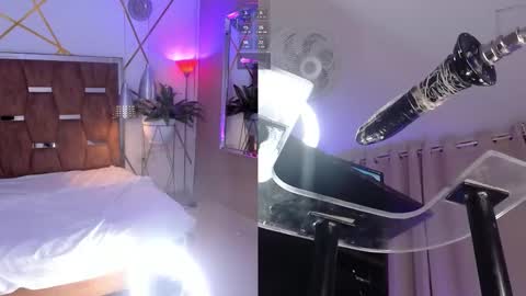 Snapshot of dannascully chatting on 03-10-26, 02:33 Danna online show from 03-10-26, 02:33