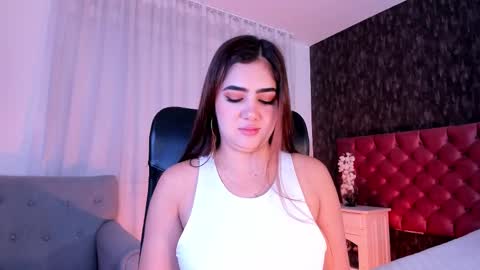 Danna online show from 09-25-25, 02:21