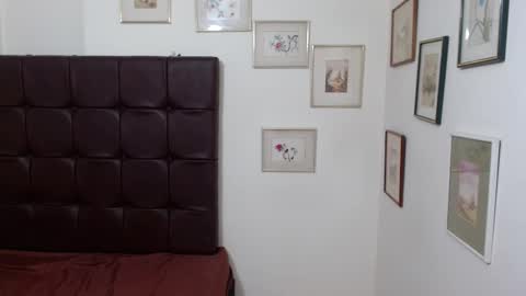Snapshot of dannazuluaga chatting on 02-27-25, 03:05 Danna online show from 02-27-25, 03:05