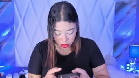 Snapshot of danniamonroee chatting on 05-21-26, 12:01 Danna Monroe online show from 05-21-26, 12:01