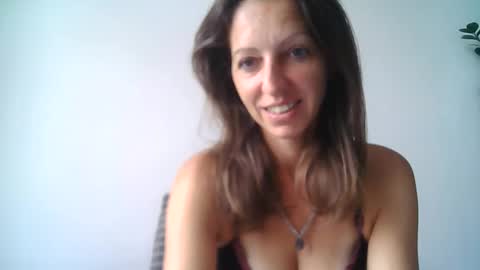 dannica1 online show from 09-10-25, 07:08