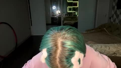 Snapshot of danniesaysongkham chatting on 03-10-26, 08:03 Luna Airi online show from 03-10-26, 08:03