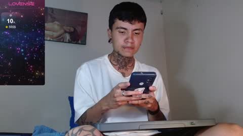 Snapshot of dannteftm chatting on 01-05-25, 07:49 DANNTE online show from 01-05-25, 07:49