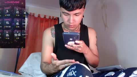 Snapshot of dannteftm chatting on 01-17-25, 04:26 DANNTE online show from 01-17-25, 04:26