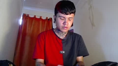 Snapshot of dannteftm chatting on 01-21-25, 08:21 DANNTE online show from 01-21-25, 08:21