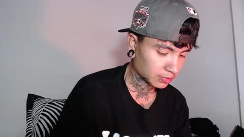 Snapshot of dannteftm chatting on 03-06-25, 02:41 DANNTE online show from 03-06-25, 02:41