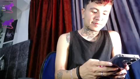 Snapshot of dannteftm chatting on 09-10-25, 02:22 DANNTE online show from 09-10-25, 02:22