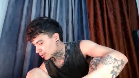 Snapshot of dannteftm chatting on 09-27-25, 03:44 DANNTE online show from 09-27-25, 03:44