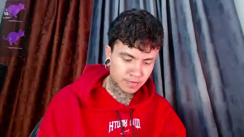 Snapshot of dannteftm chatting on 09-28-25, 01:55 DANNTE online show from 09-28-25, 01:55