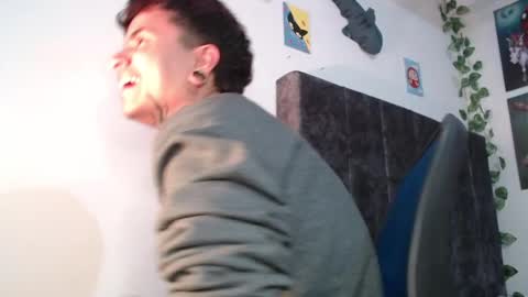 Snapshot of dannteftm chatting on 10-18-25, 03:20 DANNTE online show from 10-18-25, 03:20