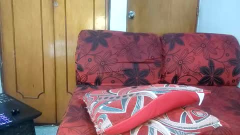 Snapshot of dannthor chatting on 12-12-24, 10:56 Dann PVT on online show from 12-12-24, 10:56