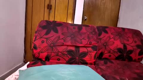 Snapshot of dannthor chatting on 02-04-25, 10:54 Dann PVT on online show from 02-04-25, 10:54