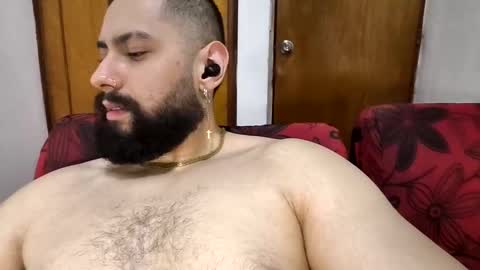 Snapshot of dannthor chatting on 03-10-25, 10:37 Dann PVT on online show from 03-10-25, 10:37