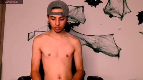 Danny online show from 11-08-25, 01:06