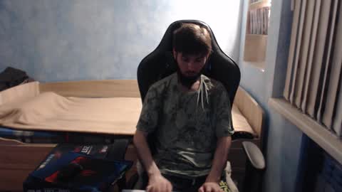 Danny online show from 09-30-25, 01:54