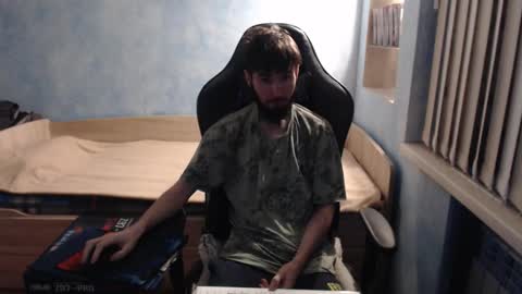 Danny online show from 10-01-25, 01:00