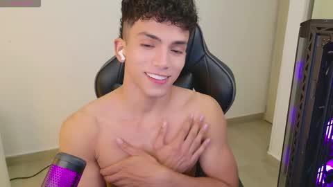 D A N N Y online show from 09-27-25, 01:32