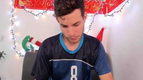 Snapshot of danny_and_lara chatting on 11-26-25, 03:24 danny_and_lara online show from 11-26-25, 03:24