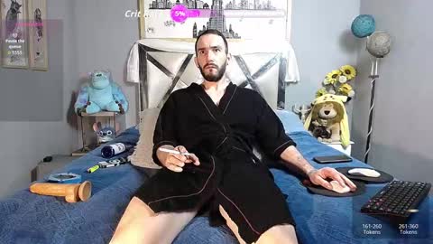 Danny and Alex online show from 12-19-25, 04:30