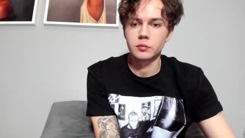 Snapshot of danny_love01 chatting on 12-09-24, 04:15 danny online show from 12-09-24, 04:15