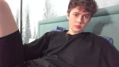 Snapshot of danny_love01 chatting on 02-02-25, 02:45 danny online show from 02-02-25, 02:45