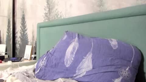 Snapshot of danny_love01 chatting on 02-11-25, 04:13 danny online show from 02-11-25, 04:13