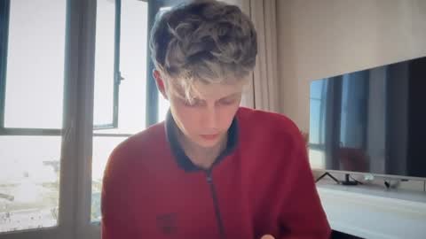 danny online show from 04-08-26, 03:23