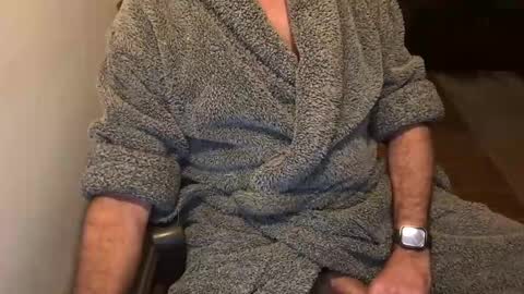 Snapshot of dannybuoy2 chatting on 01-15-25, 07:05 dannybuoy2 online show from 01-15-25, 07:05