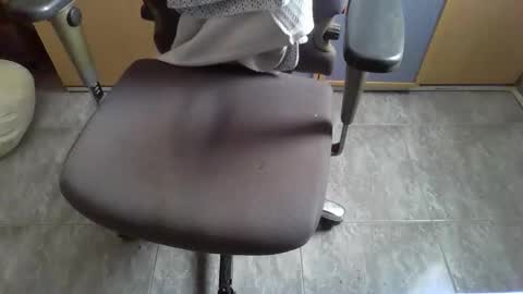 Snapshot of dannylbnz chatting on 12-05-25, 12:14 Danny L. online show from 12-05-25, 12:14