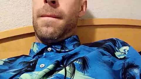 Snapshot of dano9696 chatting on 02-09-26, 03:32 dano9696 online show from 02-09-26, 03:32