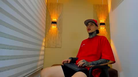 Snapshot of dante_armstrong chatting on 11-10-25, 03:49 dante_armstrong online show from 11-10-25, 03:49