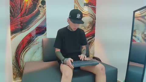 Snapshot of dante_armstrong chatting on 11-22-25, 12:09 dante_armstrong online show from 11-22-25, 12:09