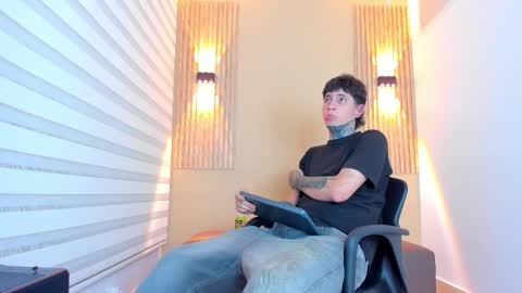 Snapshot of dante_armstrong chatting on 12-03-25, 03:47 dante_armstrong online show from 12-03-25, 03:47