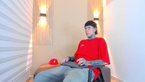 Snapshot of dante_armstrong chatting on 12-04-25, 04:00 dante_armstrong online show from 12-04-25, 04:00