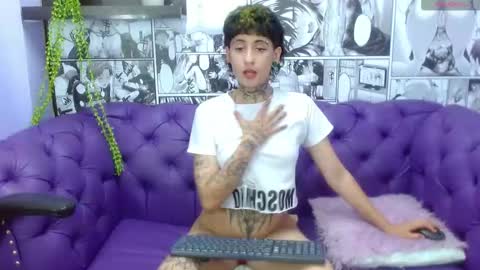 Snapshot of dante_bieber chatting on 03-12-26, 04:35 dante online show from 03-12-26, 04:35