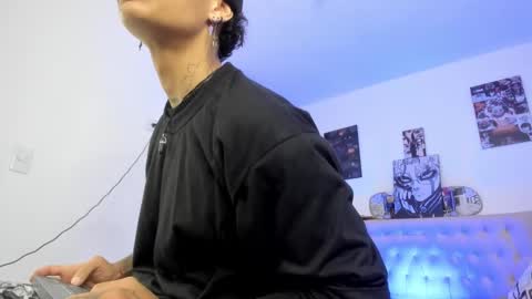 dante_cooper_0 online show from 02-01-25, 03:08