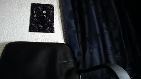 Snapshot of dante_d_angelo_ chatting on 10-25-25, 04:31 dante_d_angelo_ online show from 10-25-25, 04:31