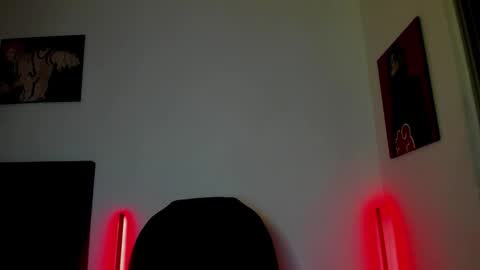 Snapshot of dante_franco chatting on 10-15-25, 02:01 dante_franco online show from 10-15-25, 02:01