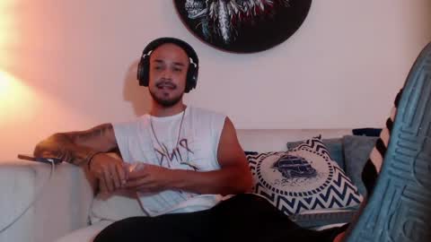 Snapshot of dante_hell1 chatting on 05-12-26, 04:53 Dante Hell online show from 05-12-26, 04:53