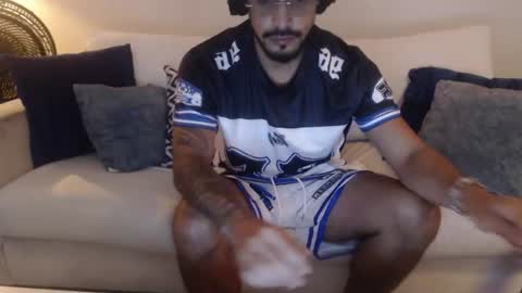 Snapshot of dante_hell1 chatting on 06-18-26, 06:02 Dante Hell online show from 06-18-26, 06:02