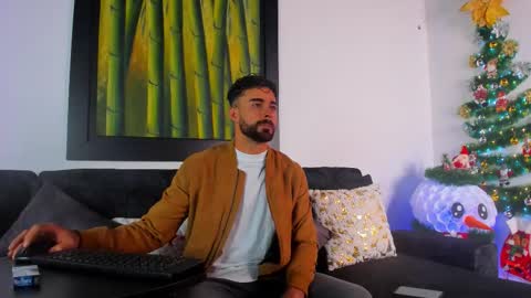 Snapshot of dante_sstrong chatting on 12-18-25, 11:16 Dante Sstrong online show from 12-18-25, 11:16