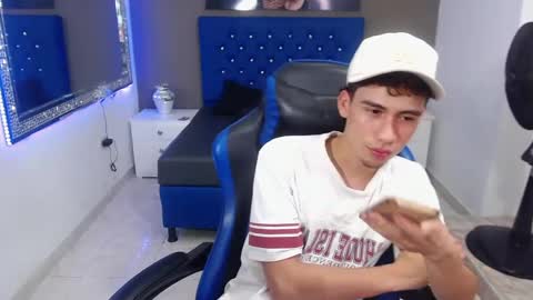 Dante online show from 02-26-25, 04:35