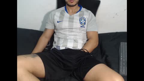 Snapshot of dantebrown1 chatting on 01-20-25, 12:57 dantebrown1 online show from 01-20-25, 12:57