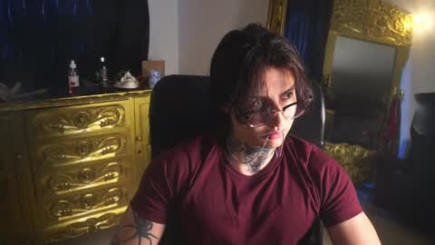 Snapshot of dantecoppolaa chatting on 02-19-25, 10:09 Dante coppola online show from 02-19-25, 10:09