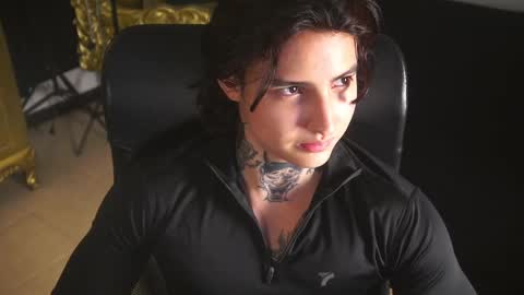 Snapshot of dantecoppolaa chatting on 02-27-25, 12:21 Dante coppola online show from 02-27-25, 12:21